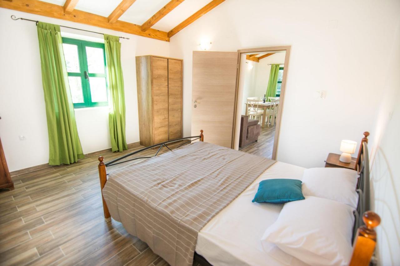 Apartments Tarragon Ugrinici المظهر الخارجي الصورة
