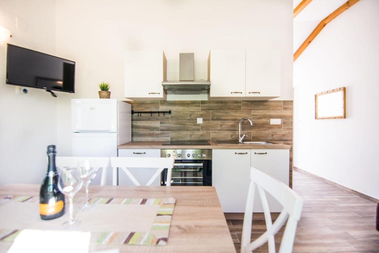 Apartments Tarragon Ugrinici المظهر الخارجي الصورة