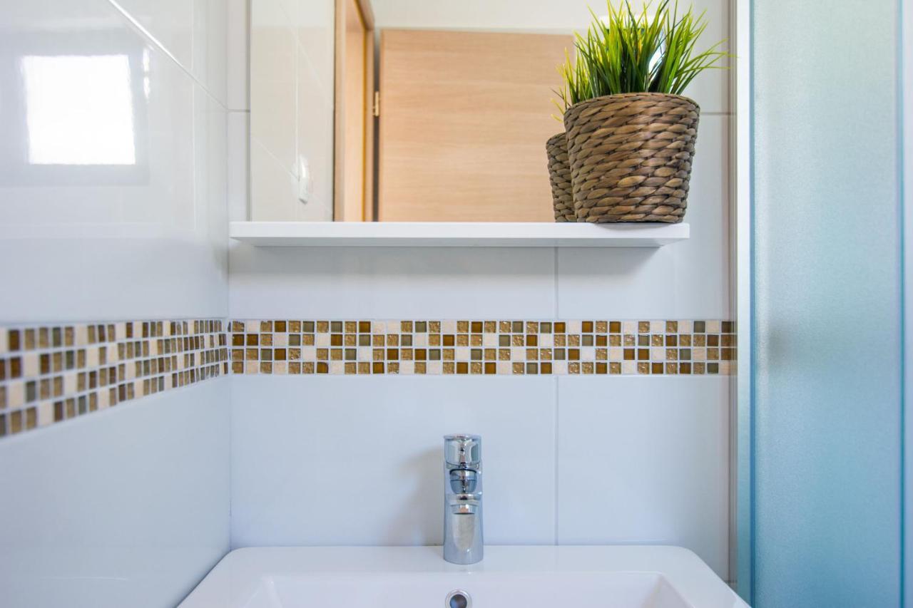 Apartments Tarragon Ugrinici المظهر الخارجي الصورة