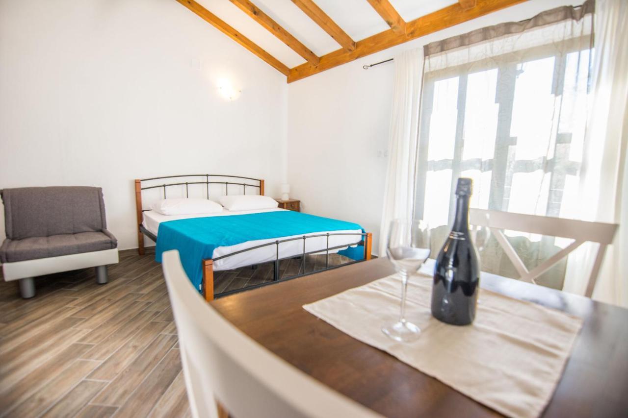 Apartments Tarragon Ugrinici المظهر الخارجي الصورة